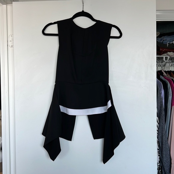 BCBG max Azria top - Picture 1 of 2